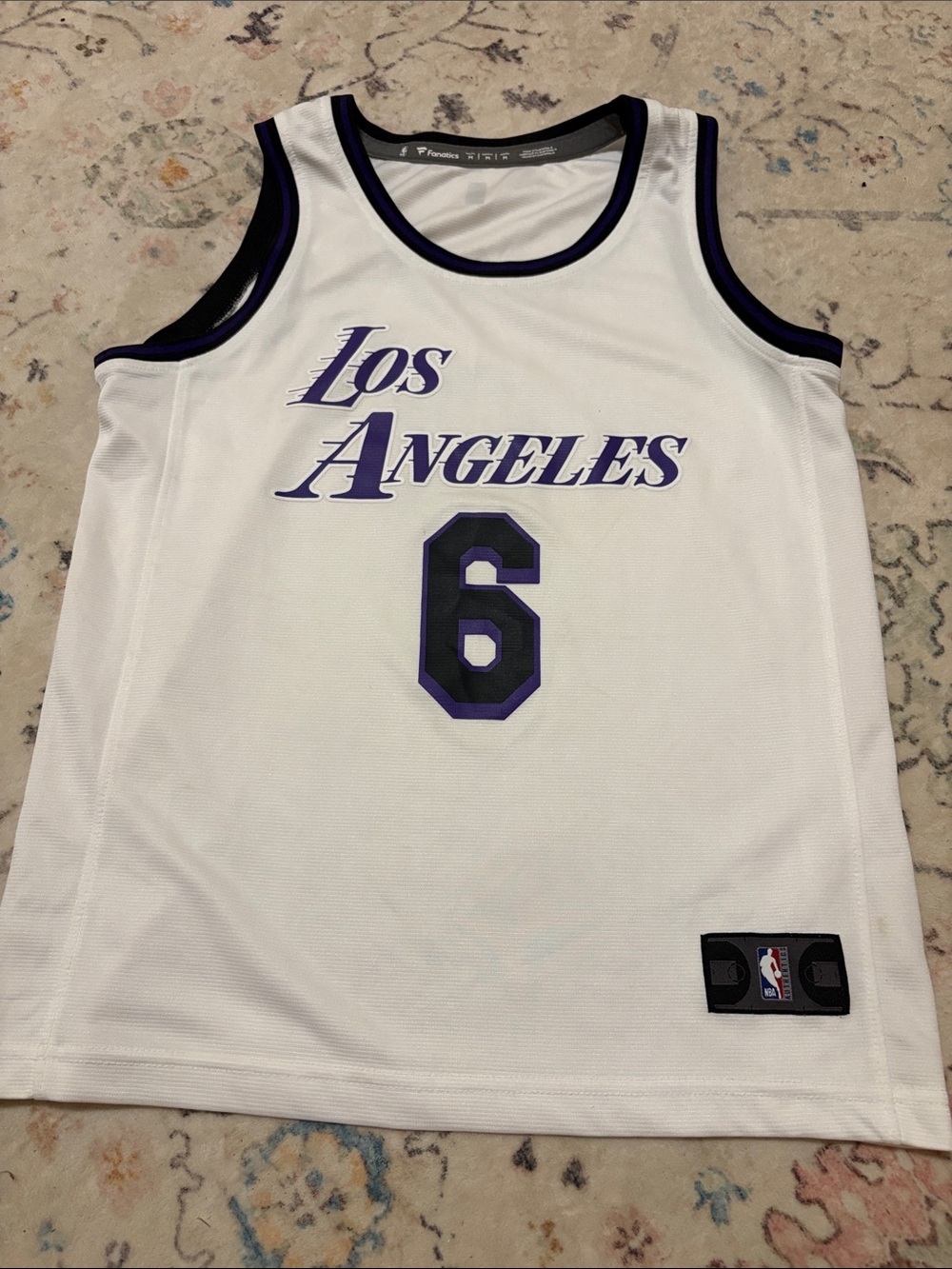 Los Angeles Lakers LeBron James #6 City Edition NBA Jersey. Youth Medium. New